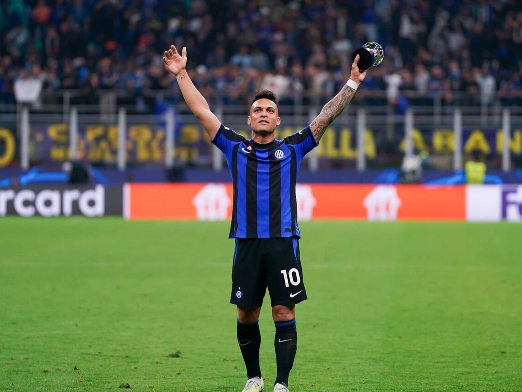 乌迪内斯和国际米兰 乌迪内斯和国际米兰